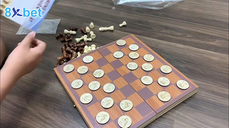 Hướng dẫn chơi cờ đam đơn giản dễ hiểu 2 Hướng dẫn chơi cờ đam đơn giản dễ hiểu